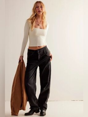 NWT Free People Crossroads Mid Rise Slim Straight jeans